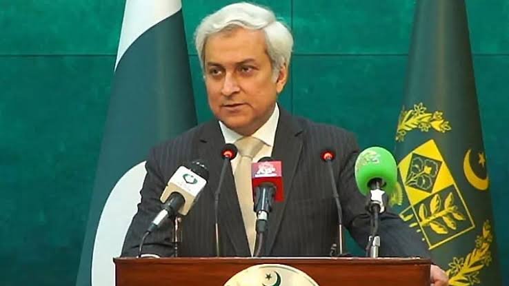 بھارتی وزیردفاع کا بیان مسترد، پاکستان کا ہر مہم جوئی کا بھرپور جواب دینے کا اعلان