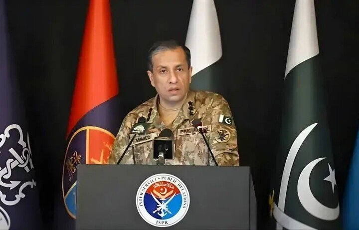  دہشت گردی کے خلاف رواں برس 40 ہزار 348 آپریشن کیے گئے، ڈی جی آئی ایس پی آر