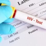 سندھ میں ایچ آئی وی کے 4 بڑے آؤٹ بریکس، سیکڑوں بچے متاثر