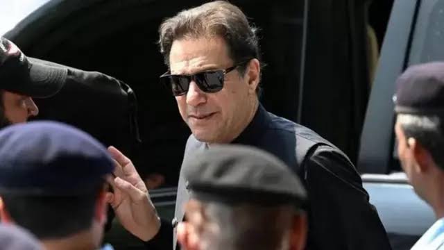 عمران خان کی رہائی، تحریک انصاف کا پھر سڑکوں پر نکلنے کا فیصلہ