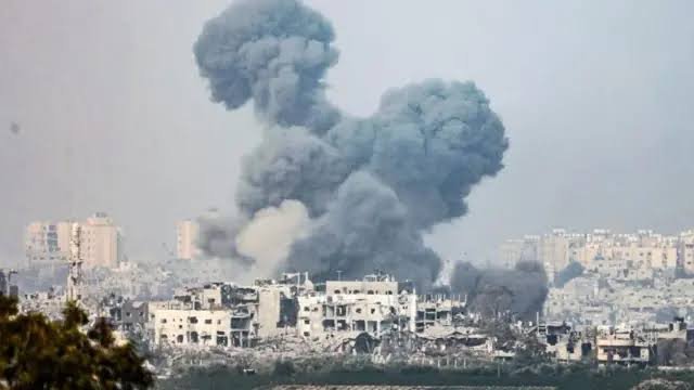 غزہ پر اسرائیل کی تازہ فضائی وحشیانہ بمباری، 6 فلسطینی شہید
