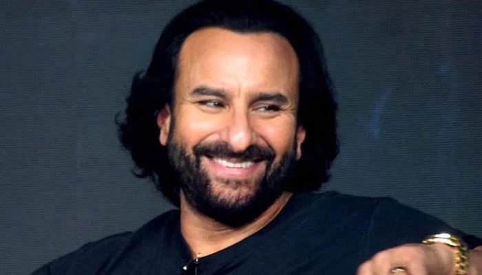 فری فلسطین پر مذاق، سیف علی خان تنقید کی زد میں آ گئے