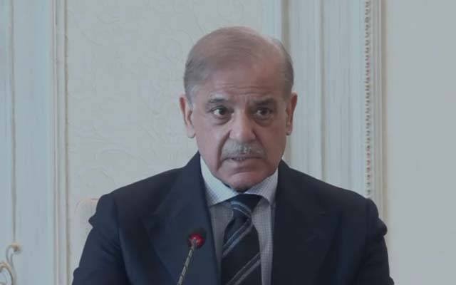 پیٹرول کی قلت پیدا کرنے والوں کے خلاف کارروائی ہوگی، وزیراعظم