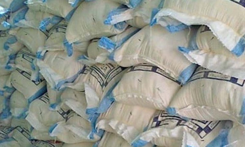 کراچی میں آٹا سرکاری نرخ سے مہنگا فروخت ہونے لگا
