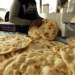 کراچی میں تندور مالکان کاروٹی مزید مہنگی کرنے کا عندیہ