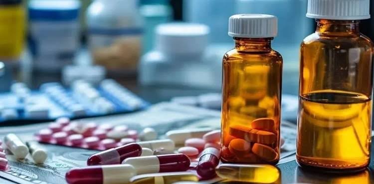 کینسر کی 9 ادویات جعلی، غیر معیاری اور غیر رجسٹرڈ قرار