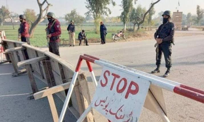 ہنگو میں پولیس چیک پوسٹ پر حملہ، 4 دہشتگرد ہلاک،10 اہلکارزخمی