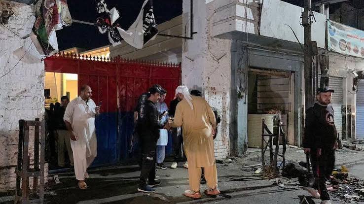 آزاد کشمیرمیں الیکشن، مظفر آباد میں احتجاج، فائرنگ، 18ہزار سیکوروٹی اہلکار حالات معمول پر لانے میں ناکام