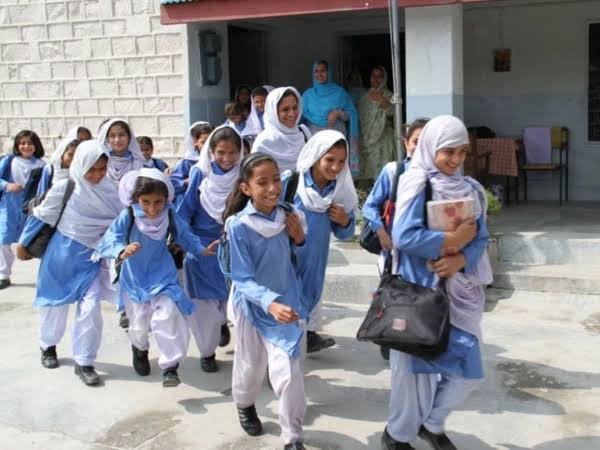 سندھ کے تمام سرکاری و نجی اسکولوں میں ہفتے کے روز تعطیل کا فیصلہ