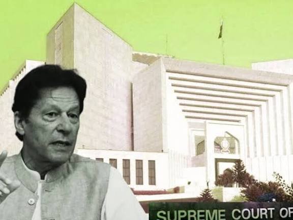 سپریم کورٹ، عمران خان کی اسپتال منتقلی کے فیصلے پر نظرِ ثانی کی درخواست اعتراض لگا کر واپس