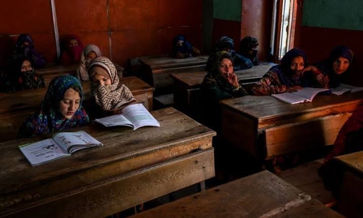 طالبان کے اقتدار میں آنے کے بعد سے 24 لاکھ لڑکیاں ثانوی تعلیم سے محروم ہیں، یونیسکو