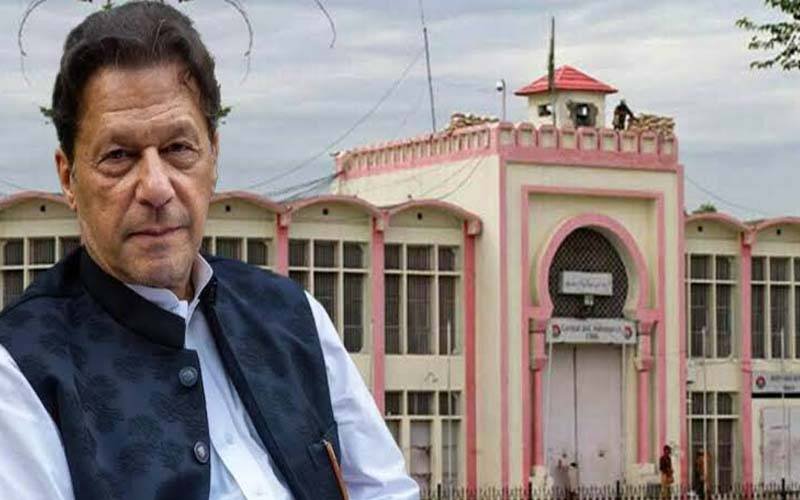 عمران خان کو جیل میں 3 سال مکمل،سپرنٹنڈنٹ اڈیالہ جیل کی قید تنہائی میں رکھنے کی تردید 