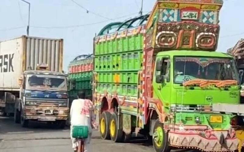 نوٹیفکیشن کے بغیر حکومتی یقین دہانی قبول نہیں، ٹرانسپورٹرز کا دوٹوک مؤقف