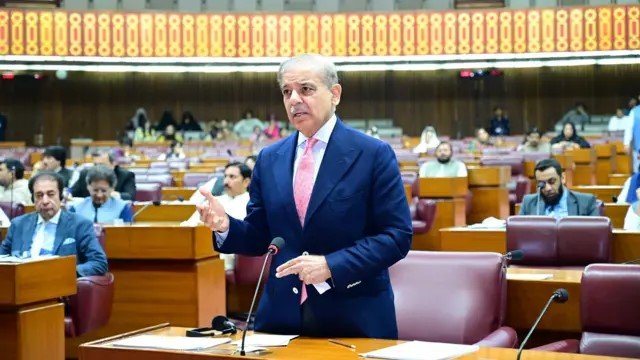 وزیراعظم کی اپوزیشن کو دوبارہ مذاکرات کی پیشکش