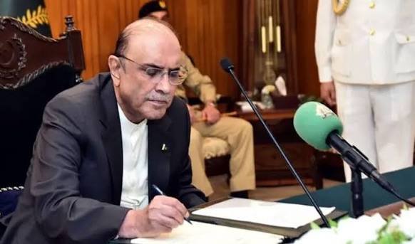 ہائیکورٹس ججز کی تعیناتیوں کا معاملہ حل، صدر مملکت نے سمریوں پر دستخط کر دیے