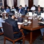 سندھ کابینہ کے اہم فیصلے، الیکٹرک گاڑیوں پر ٹیکس مراعات میں 2 سال توسیع