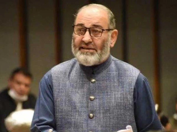 کشمیر مظاہرے پر مقدمہ، سابق سینیٹر مشتاق سمیت 96 ملزمان کی ضمانت منظور