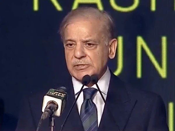 احتجاج،دھرنے ختم کریں، ہمارے دروازے کھلے ہیں، وزیراعظم کی پی ٹی آئی کو مذاکرات کی پیشکش