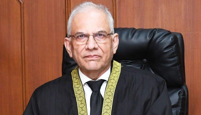 جسٹس حسن اظہر رضوی نے بطور قائم مقام چیف جسٹس وفاقی آئینی عدالت حلف اٹھا لیا