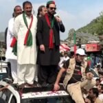حکومت، اپوزیشن مذاکرات، پی ٹی آئی کا لانگ مارچ بھی جاری رکھنے کا اعلان