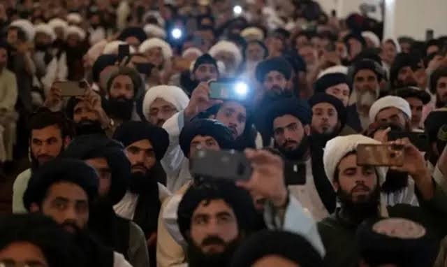 سادہ لوح افغان شہری اسمگلرز کا آسان ہدف بننے لگے، امریکی رپورٹ میں انکشافات