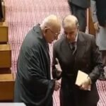 وزیر اعظم کی پارلیمنٹ میں اپوزیشن لیڈر محمود اچکزئی سے ملاقات