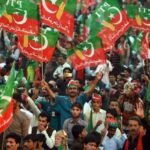 پی ٹی آئی سیاسی کمیٹی میں 4 اکتوبر کے لانگ مارچ کی منظوری