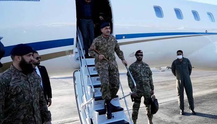 چیف آف آرمی اسٹاف فیلڈ مارشل عاصم منیر تہران پہنچ گئے
